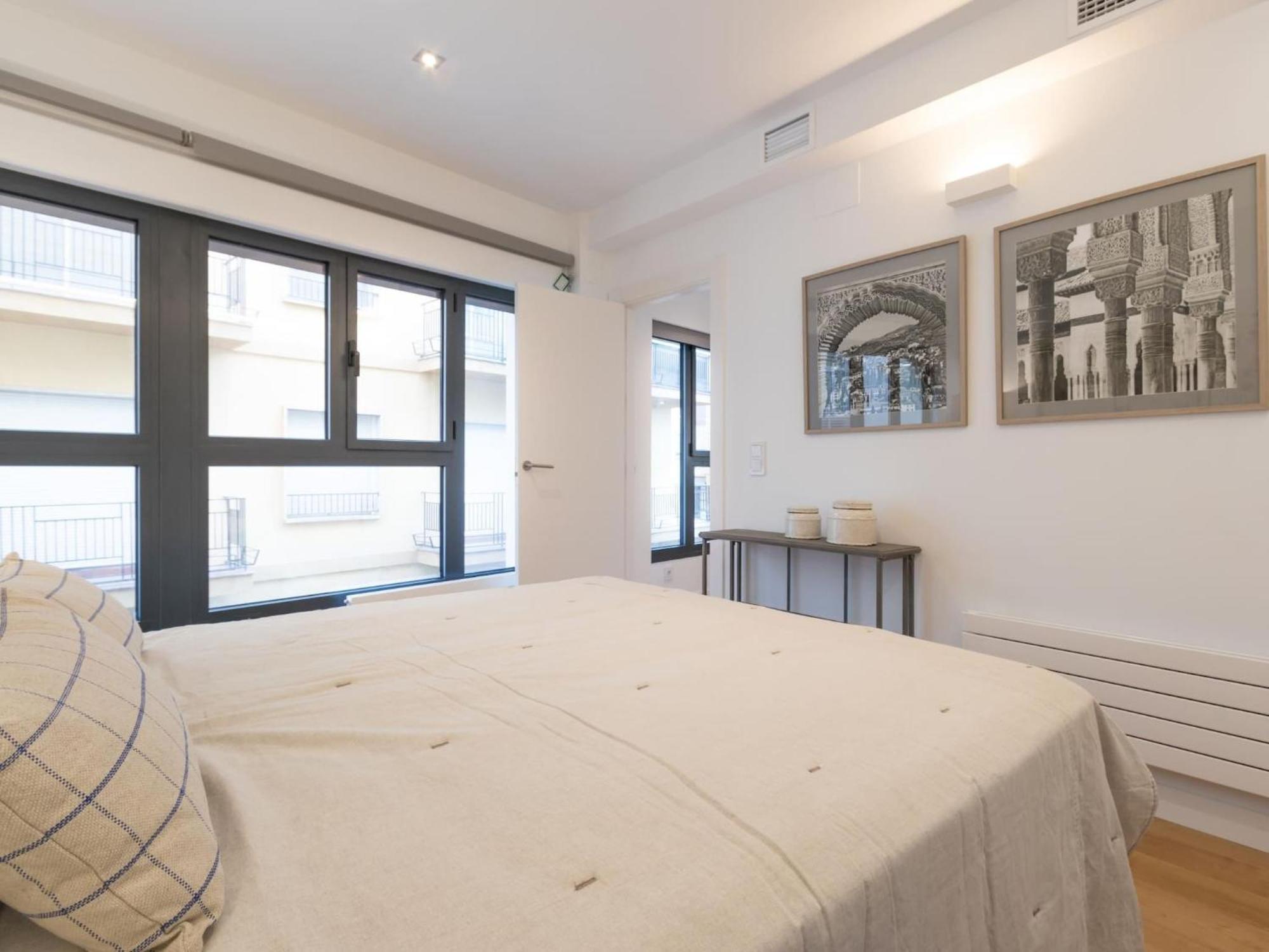 Apartment Chezmoihomes Plaza Nueva Deluxe